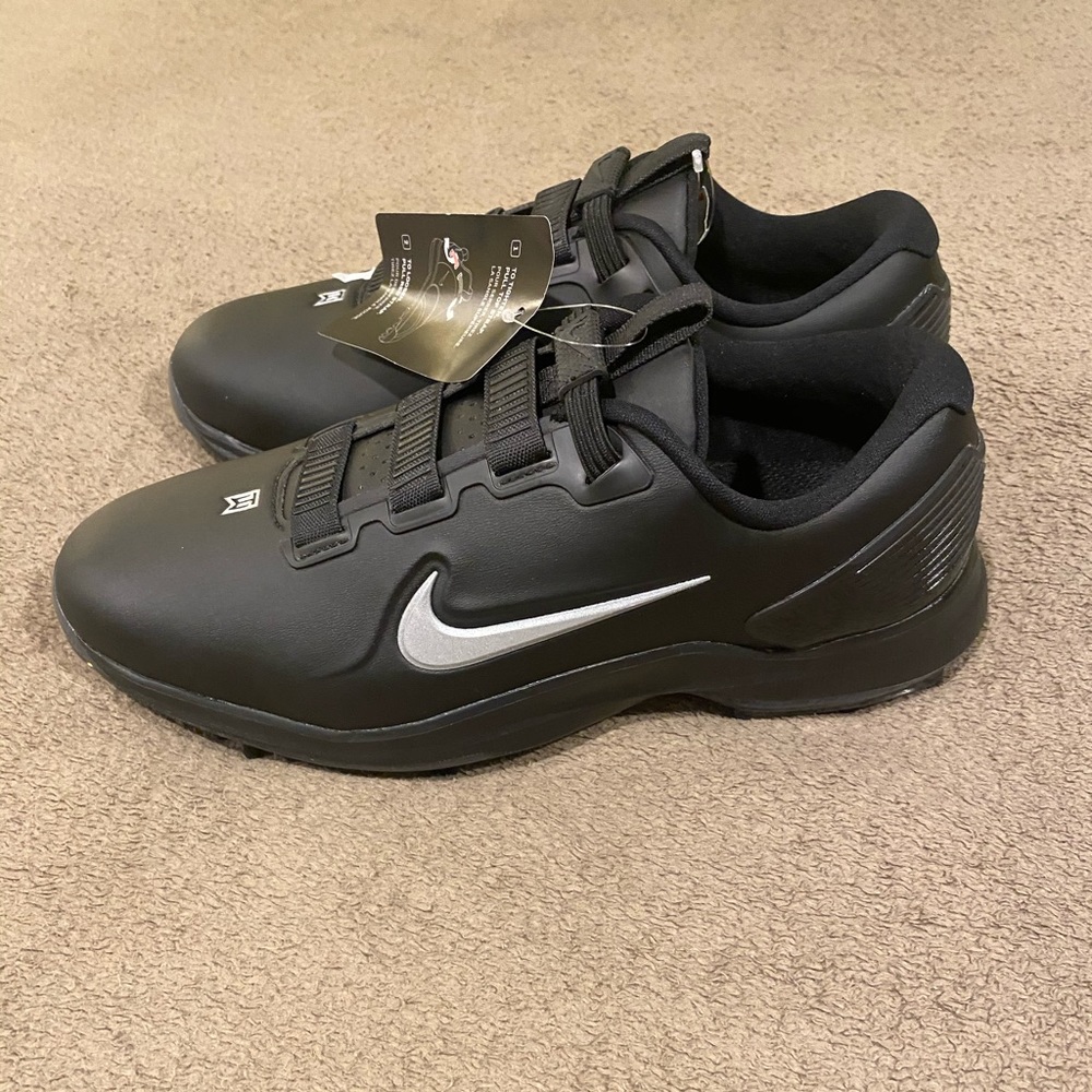 Nike Golf Tiger Woods Fastfit